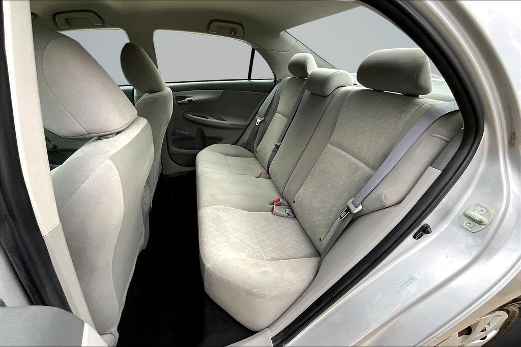 Thumbnail: 2009 Toyota Corolla - 11