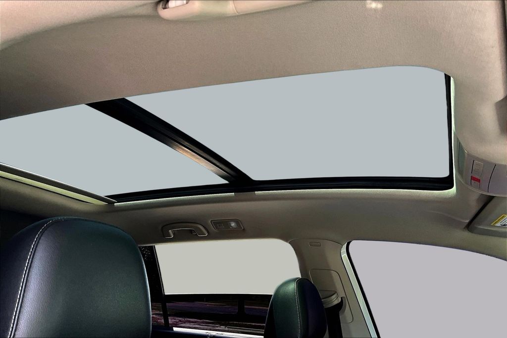 Thumbnail: 2019 Volkswagen Atlas - 24