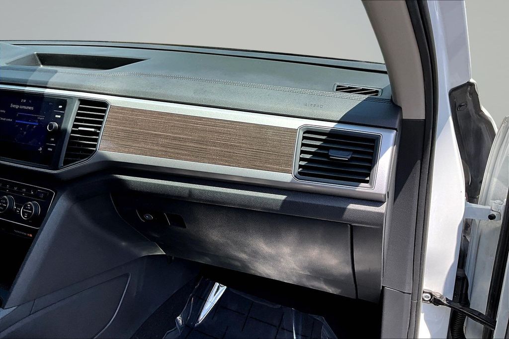 Thumbnail: 2019 Volkswagen Atlas - 23