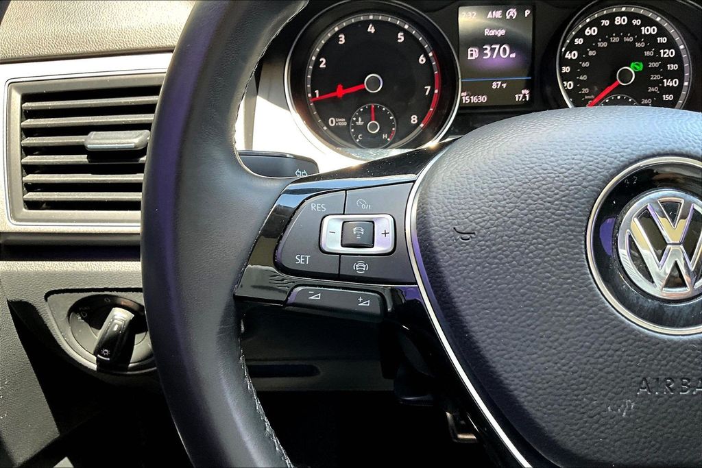 Thumbnail: 2019 Volkswagen Atlas - 27