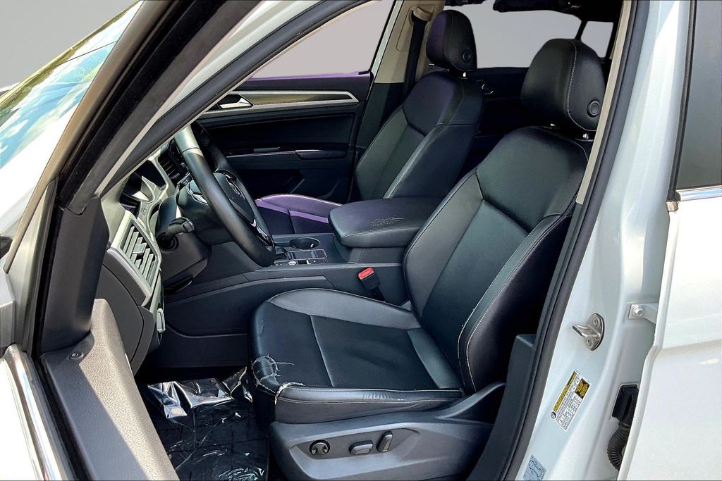Thumbnail: 2019 Volkswagen Atlas - 11