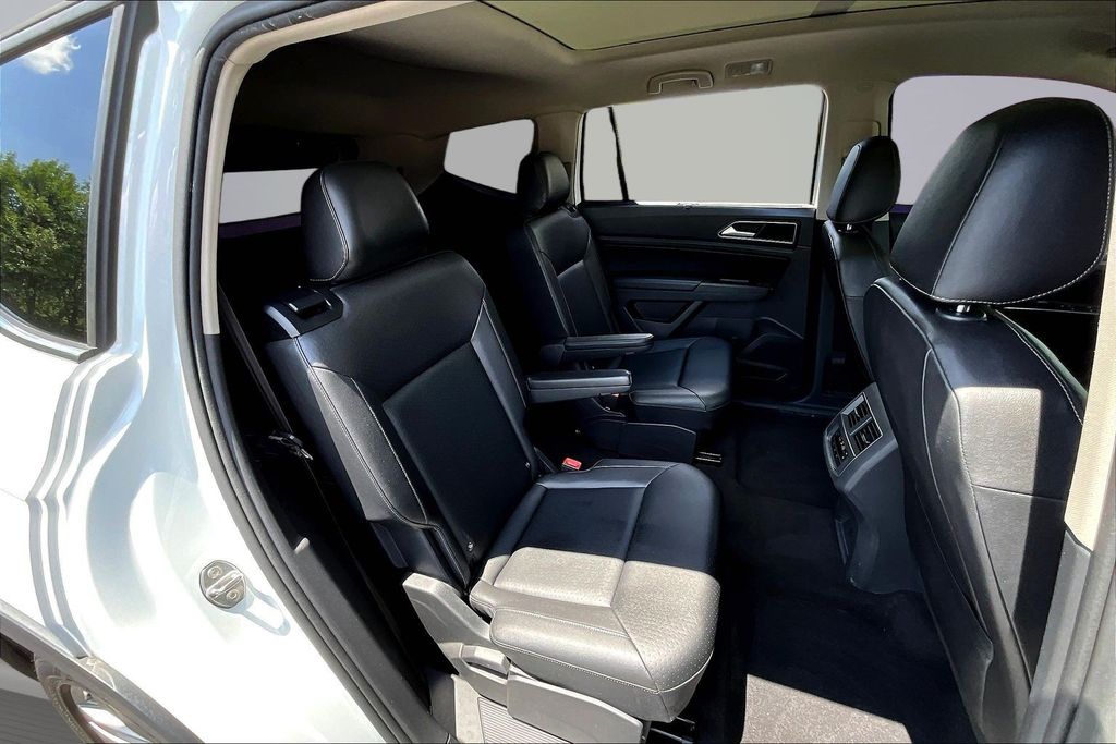 Thumbnail: 2019 Volkswagen Atlas - 32