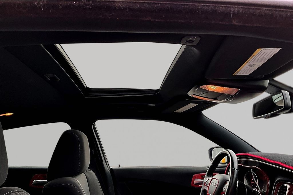 Thumbnail: 2018 Dodge Charger - 22