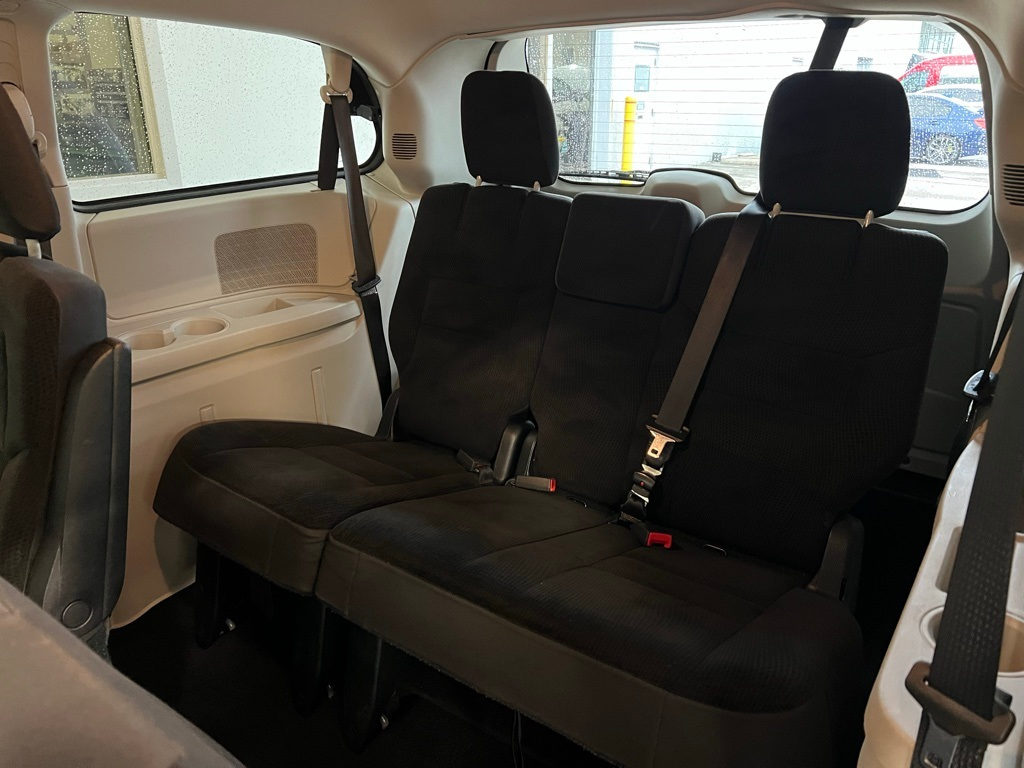 Thumbnail: 2018 Dodge Grand Caravan - 24