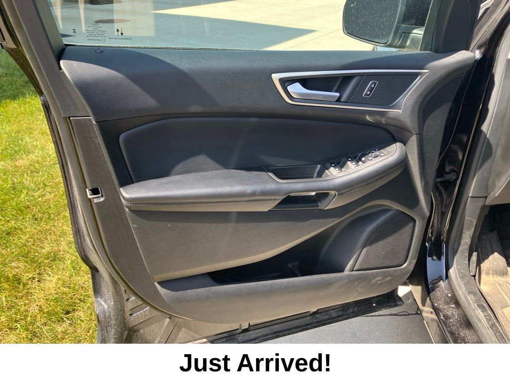 Thumbnail: 2024 Ford Edge - 10