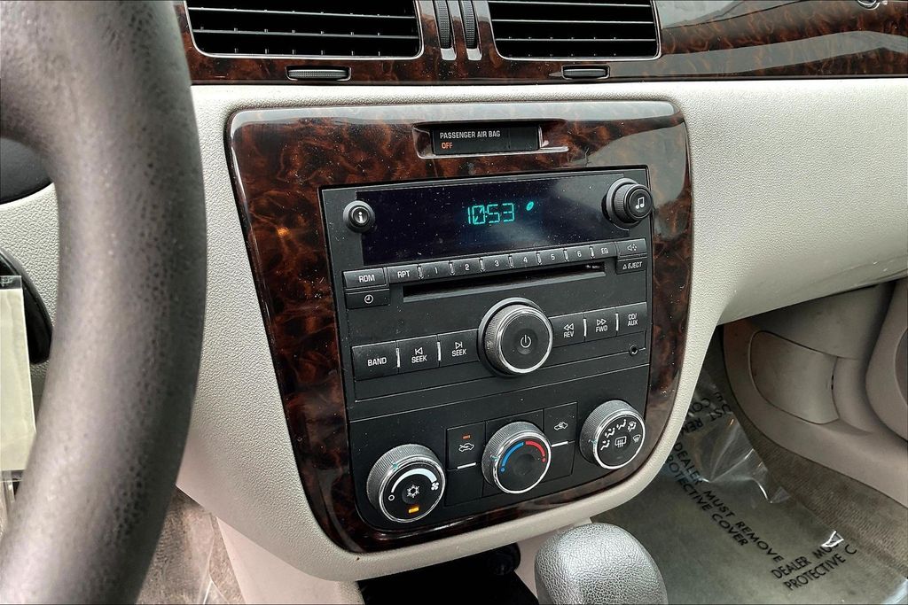 Thumbnail: 2014 Chevrolet Impala - 26