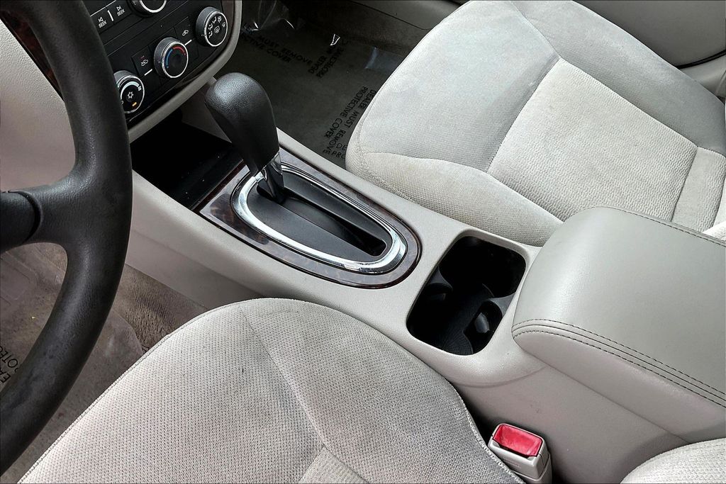 Thumbnail: 2014 Chevrolet Impala - 15