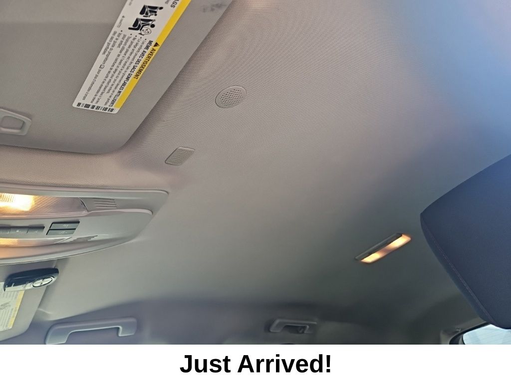 Thumbnail: 2017 Chevrolet Equinox - 12