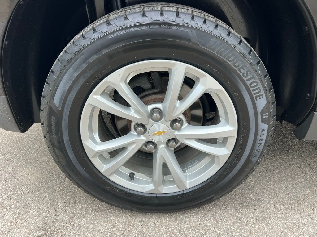 Thumbnail: 2016 Chevrolet Equinox - 20