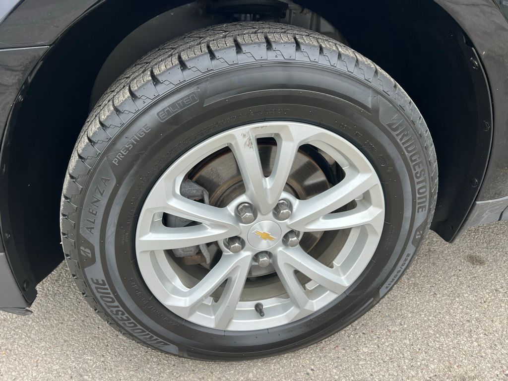 Thumbnail: 2016 Chevrolet Equinox - 5