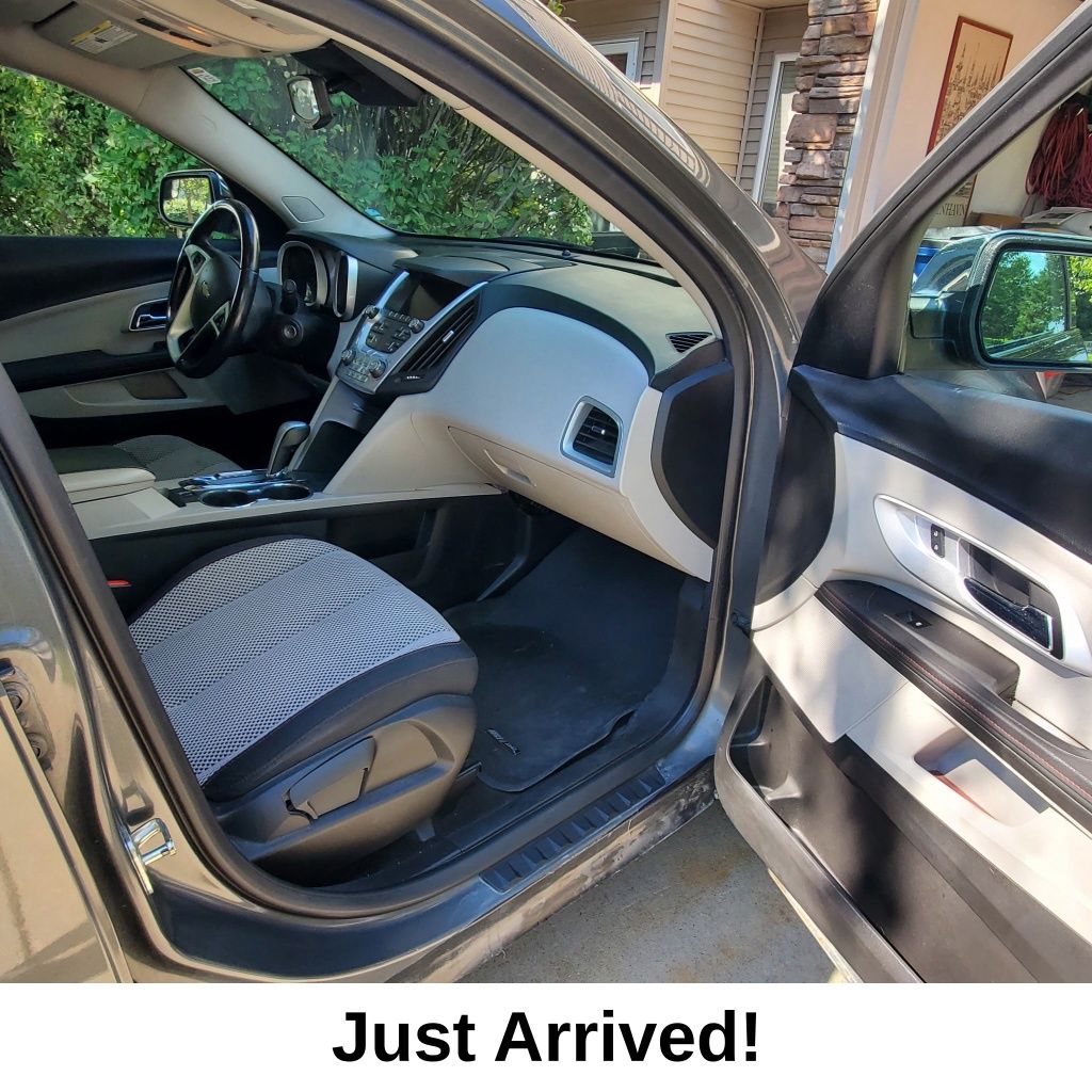 Thumbnail: 2013 Chevrolet Equinox - 9