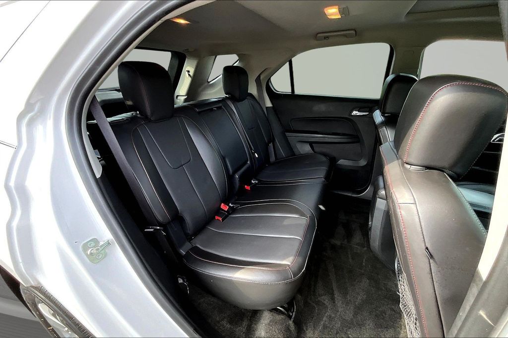 Thumbnail: 2016 Chevrolet Equinox - 32