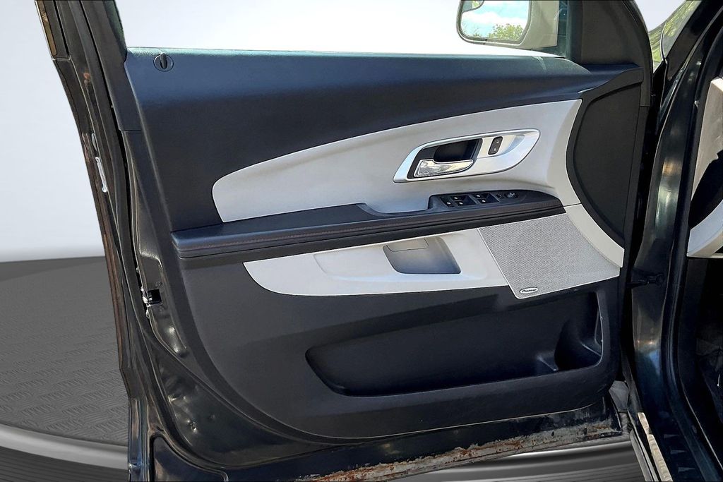 Thumbnail: 2013 Chevrolet Equinox - 19