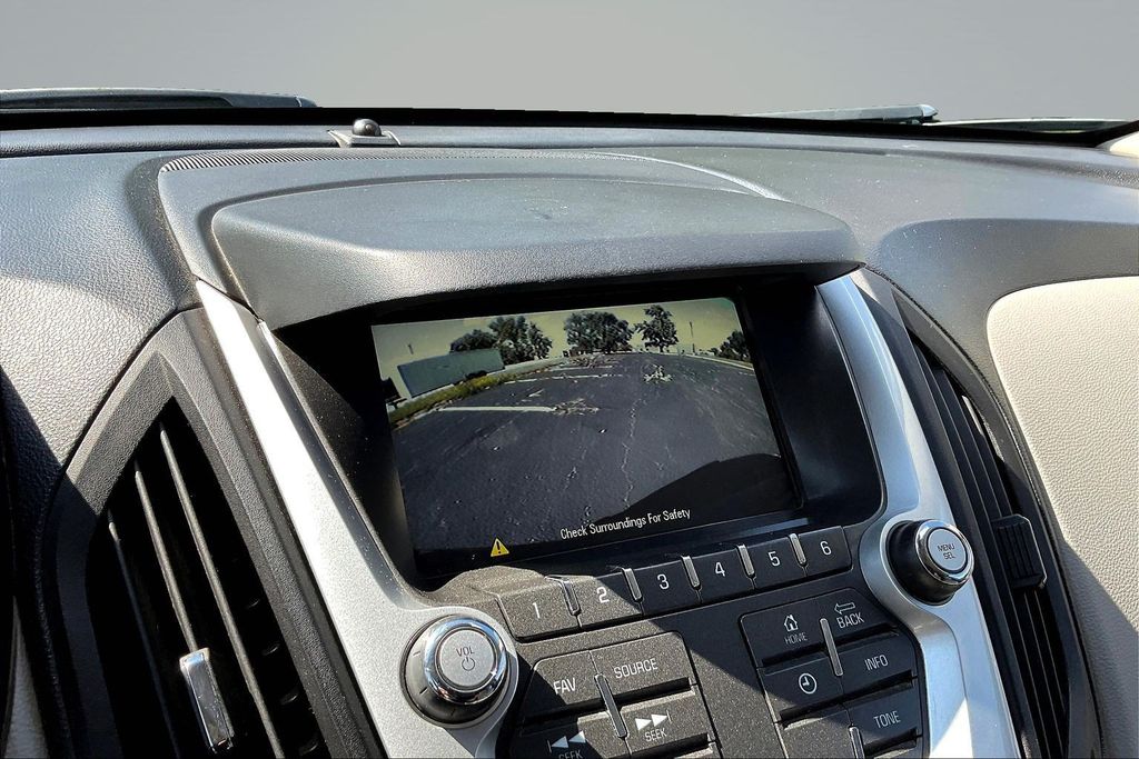 Thumbnail: 2013 Chevrolet Equinox - 23