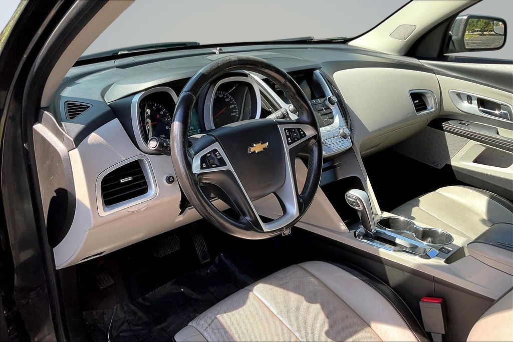 Thumbnail: 2013 Chevrolet Equinox - 8