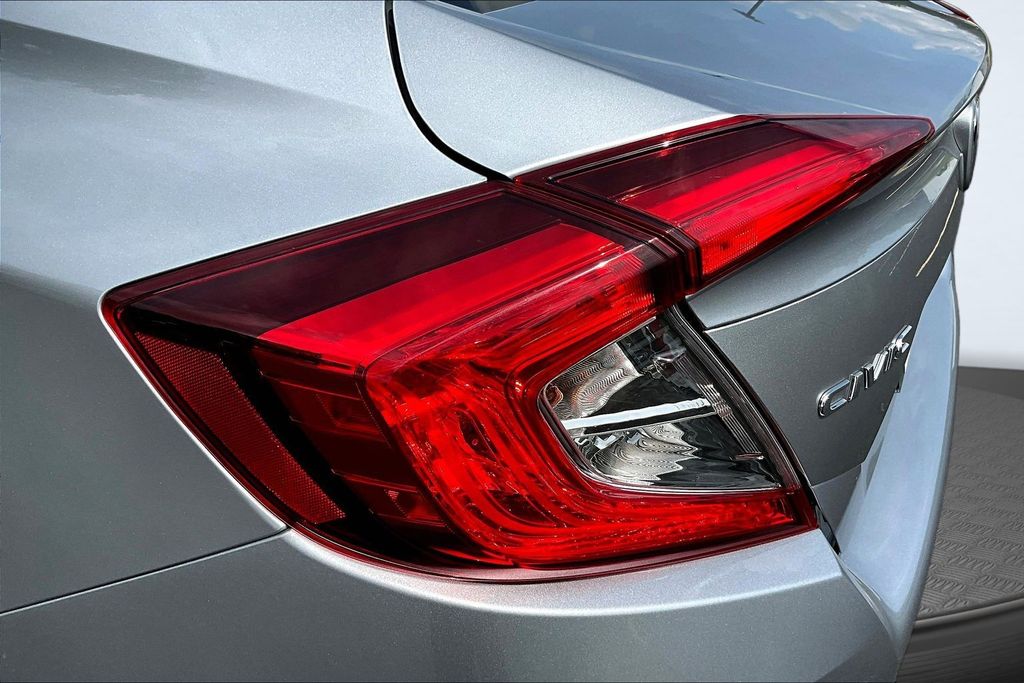 Thumbnail: 2020 Honda Civic - 35