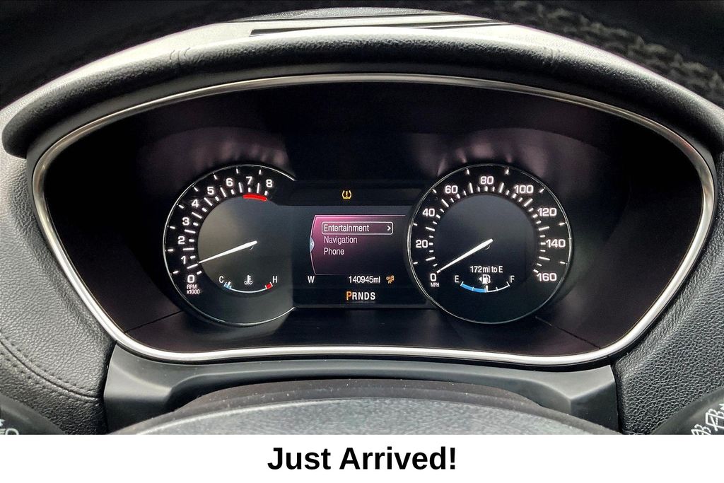 Thumbnail: 2016 Lincoln MKX - 15