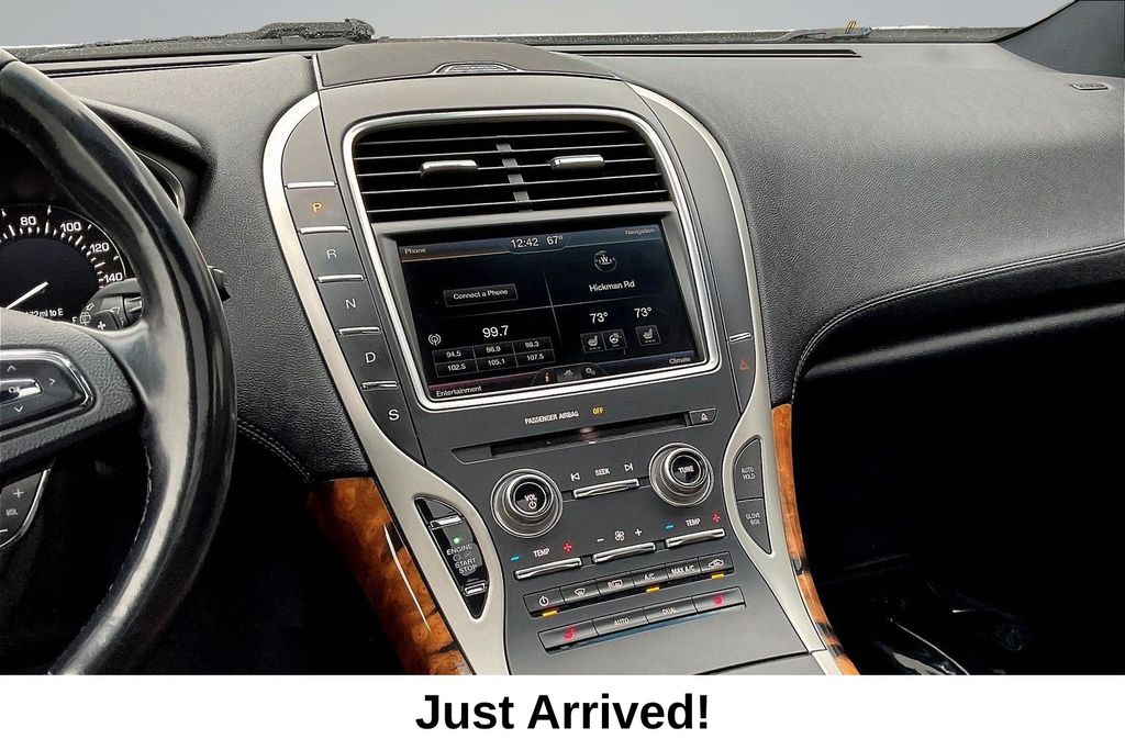 Thumbnail: 2016 Lincoln MKX - 13