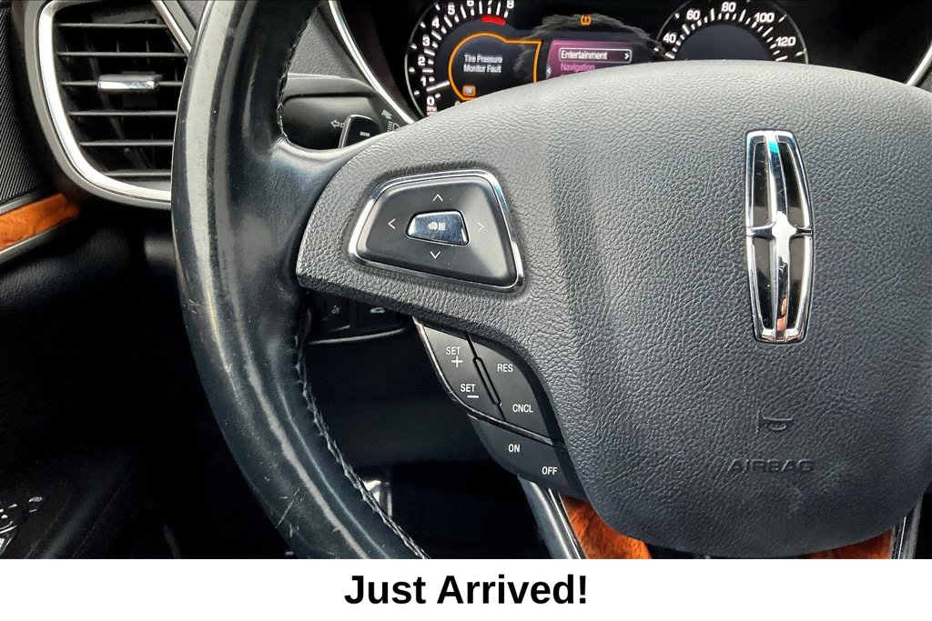 Thumbnail: 2016 Lincoln MKX - 24