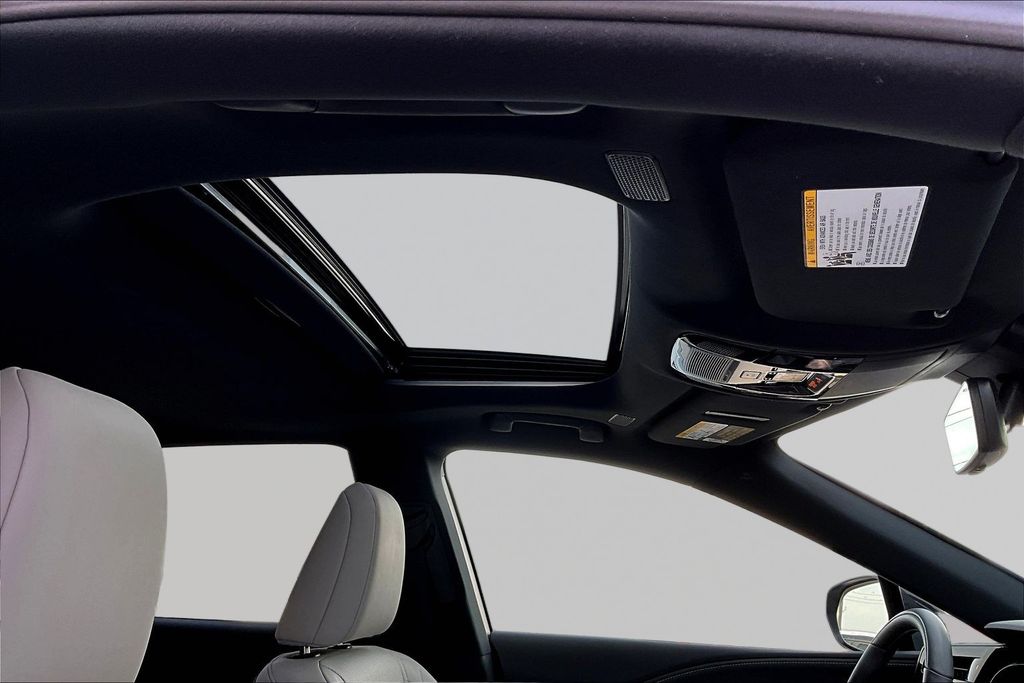 Thumbnail: 2024 Lexus RX - 22