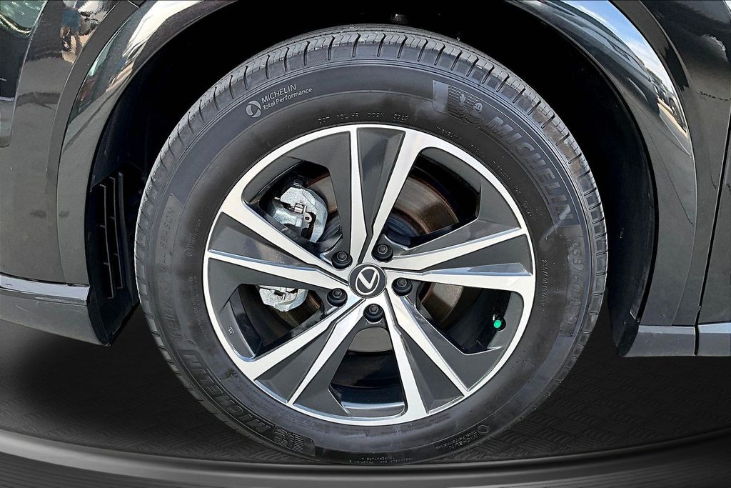 Thumbnail: 2024 Lexus RX - 7