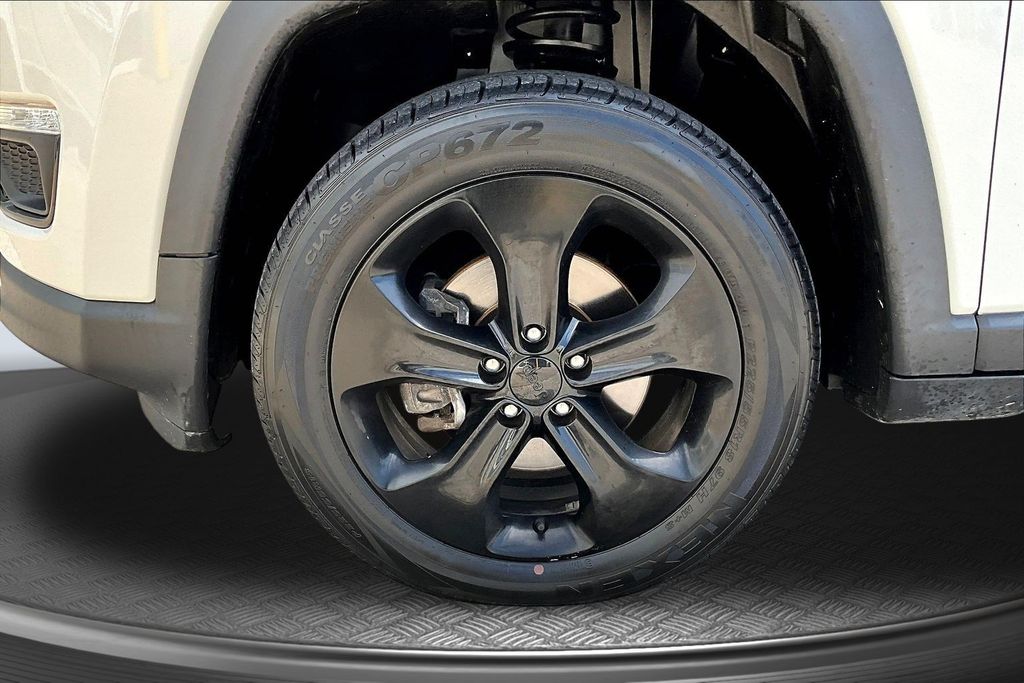 Thumbnail: 2020 Jeep Compass - 7