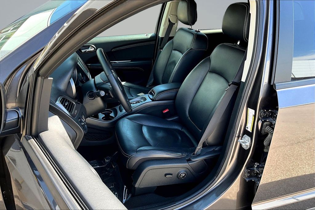 Thumbnail: 2018 Dodge Journey - 11