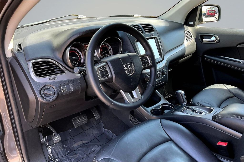 Thumbnail: 2018 Dodge Journey - 9