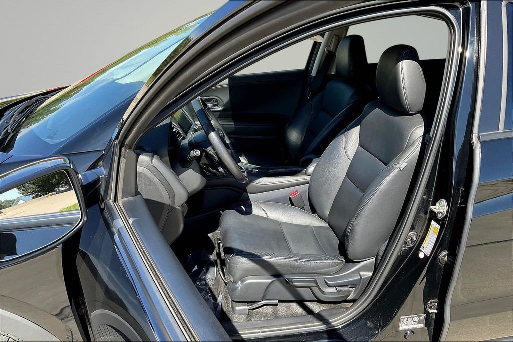 Thumbnail: 2018 Honda HR-V - 11