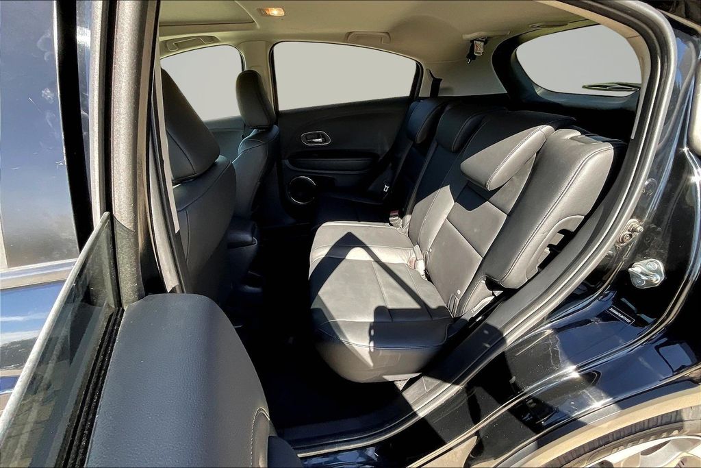 Thumbnail: 2018 Honda HR-V - 12
