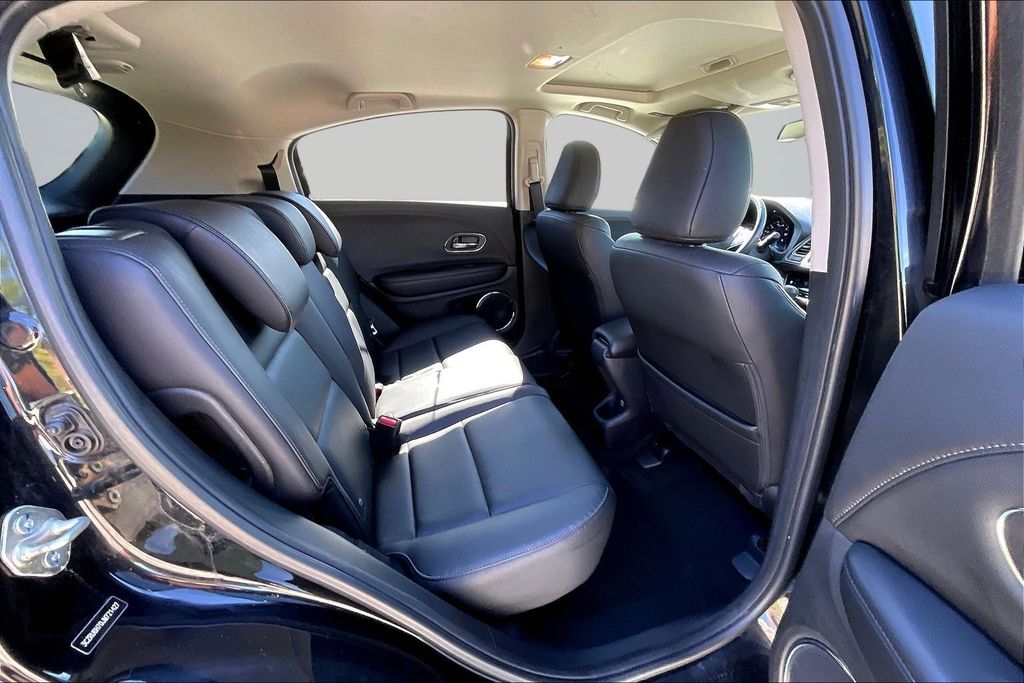 Thumbnail: 2018 Honda HR-V - 32