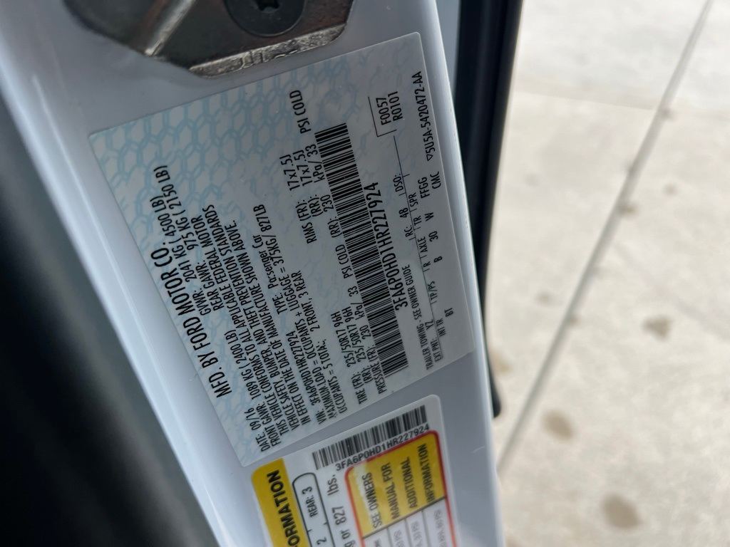 Thumbnail: 2017 Ford Fusion - 17