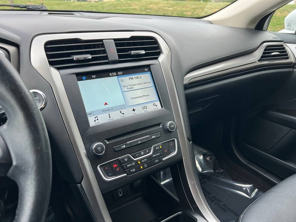 Thumbnail: 2017 Ford Fusion - 12