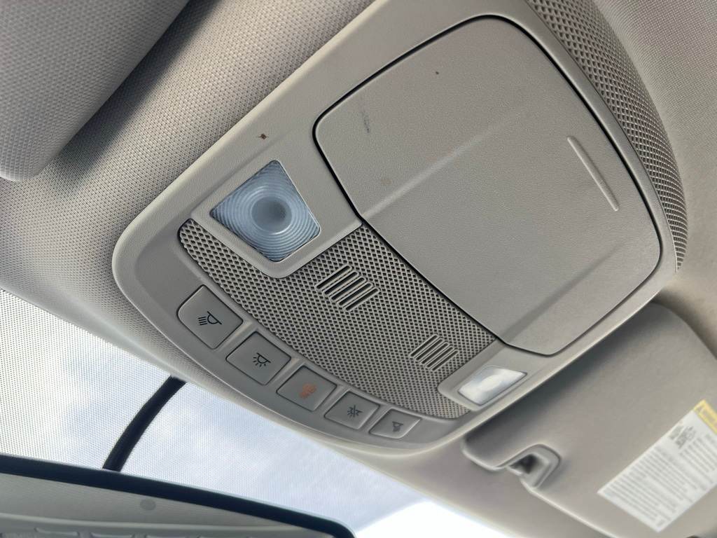 Thumbnail: 2017 Ford Fusion - 32