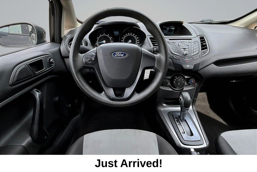 Thumbnail: 2016 Ford Fiesta - 2