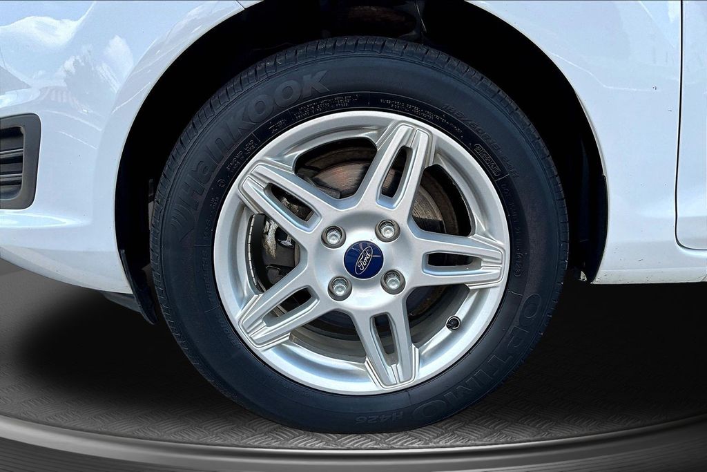 Thumbnail: 2018 Ford Fiesta - 7