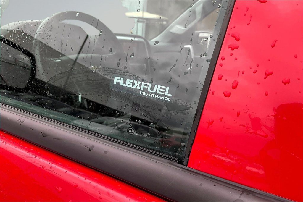 Thumbnail: 2014 Chevrolet Silverado 1500 - 6