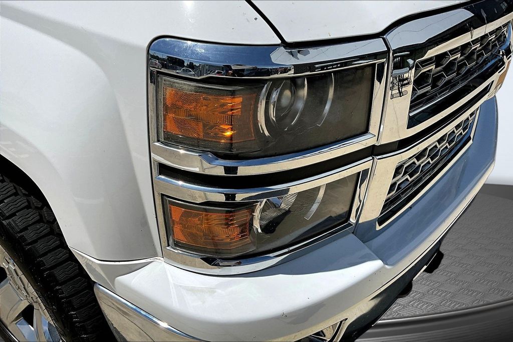 Thumbnail: 2015 Chevrolet Silverado 1500 - 34