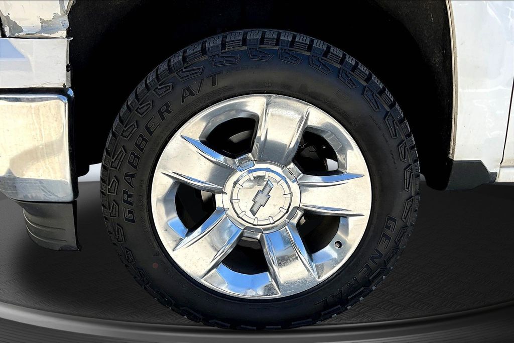 Thumbnail: 2015 Chevrolet Silverado 1500 - 7