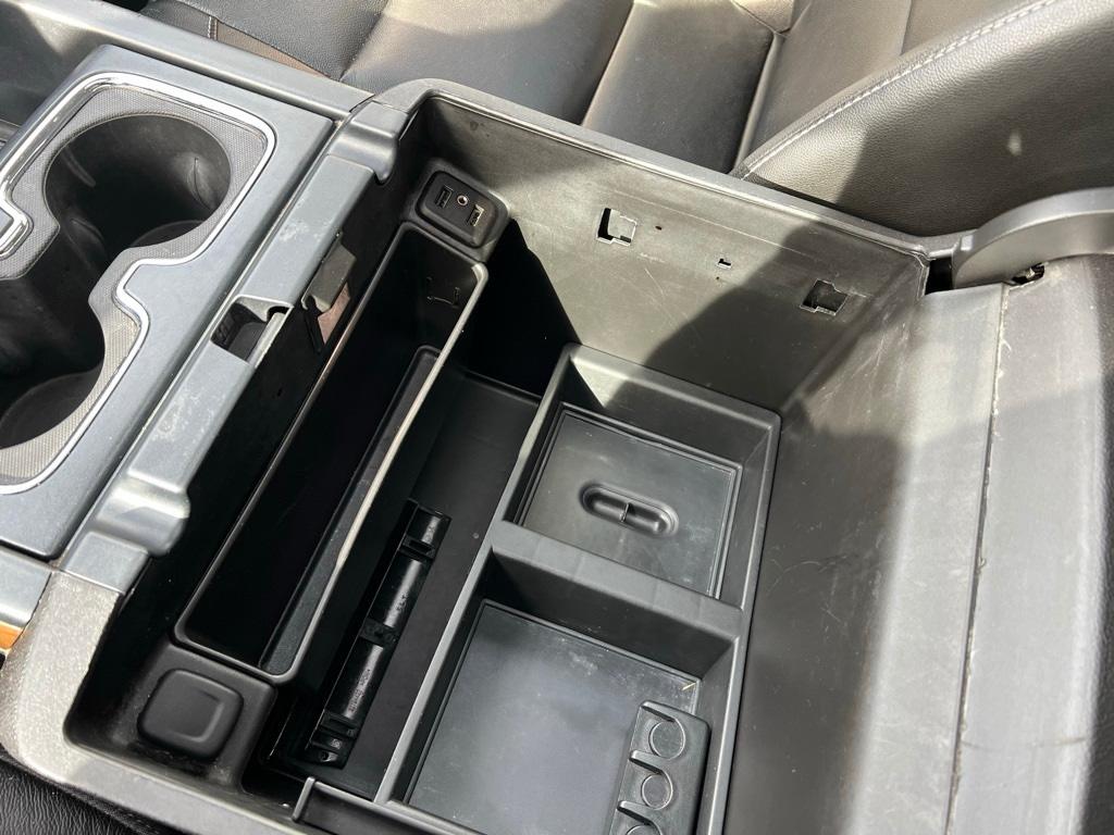 Thumbnail: 2016 Chevrolet Silverado 1500 - 38