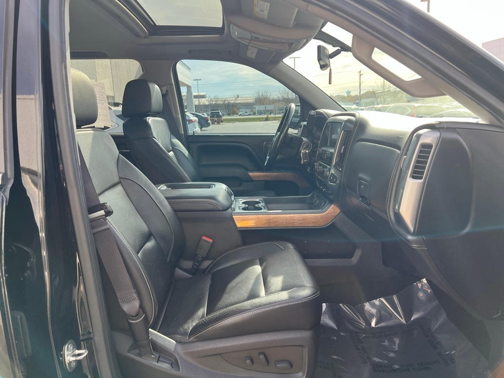 Thumbnail: 2016 Chevrolet Silverado 1500 - 29