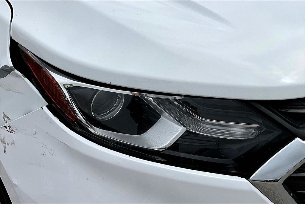 Thumbnail: 2021 Chevrolet Equinox - 33