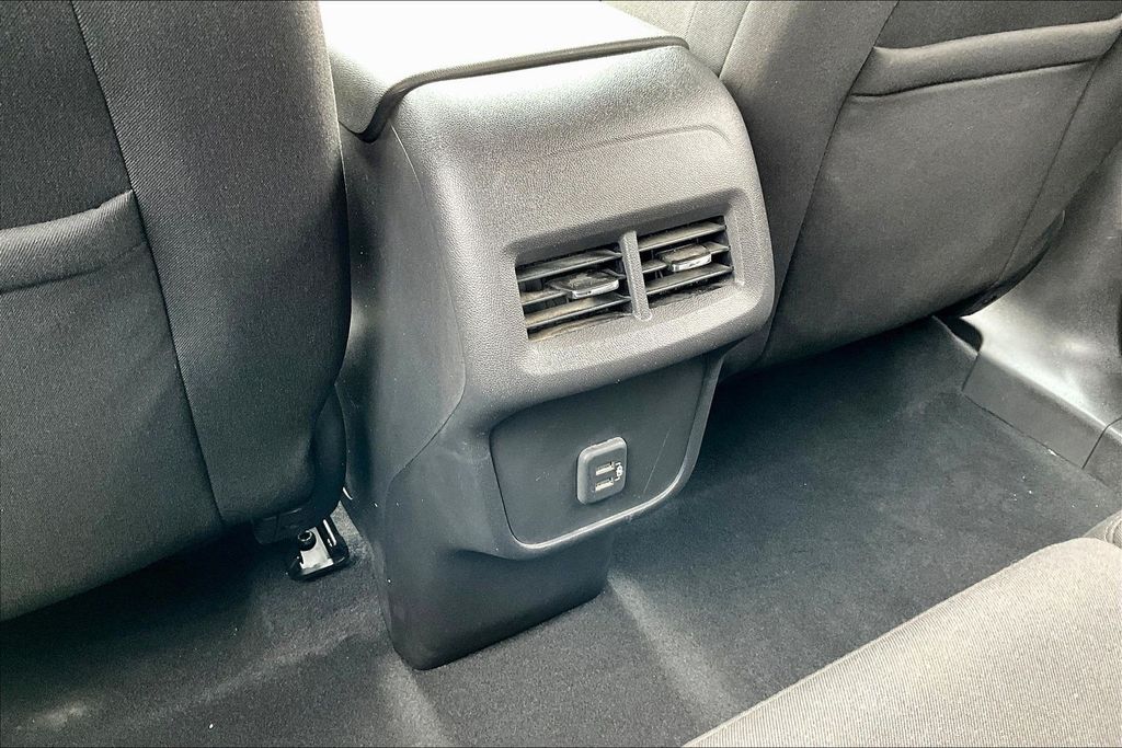 Thumbnail: 2021 Chevrolet Equinox - 28