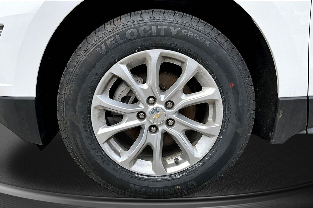 Thumbnail: 2021 Chevrolet Equinox - 7