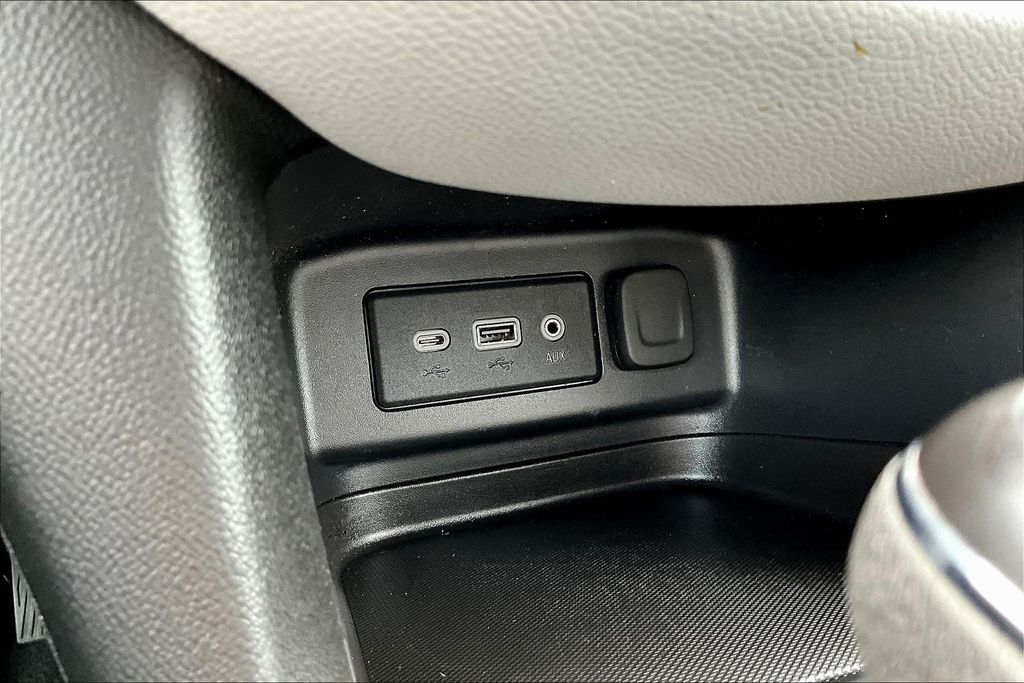Thumbnail: 2021 Chevrolet Equinox - 29