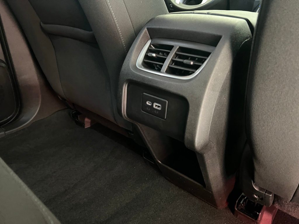 Thumbnail: 2021 Chevrolet Blazer - 31