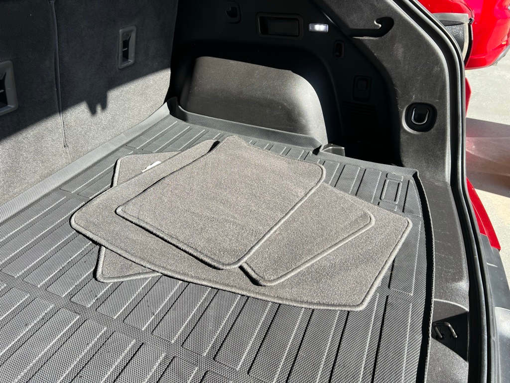 Thumbnail: 2021 Chevrolet Blazer - 33