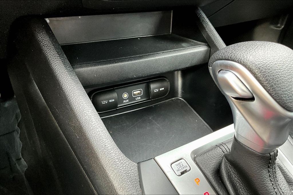 Thumbnail: 2019 Kia Forte - 27