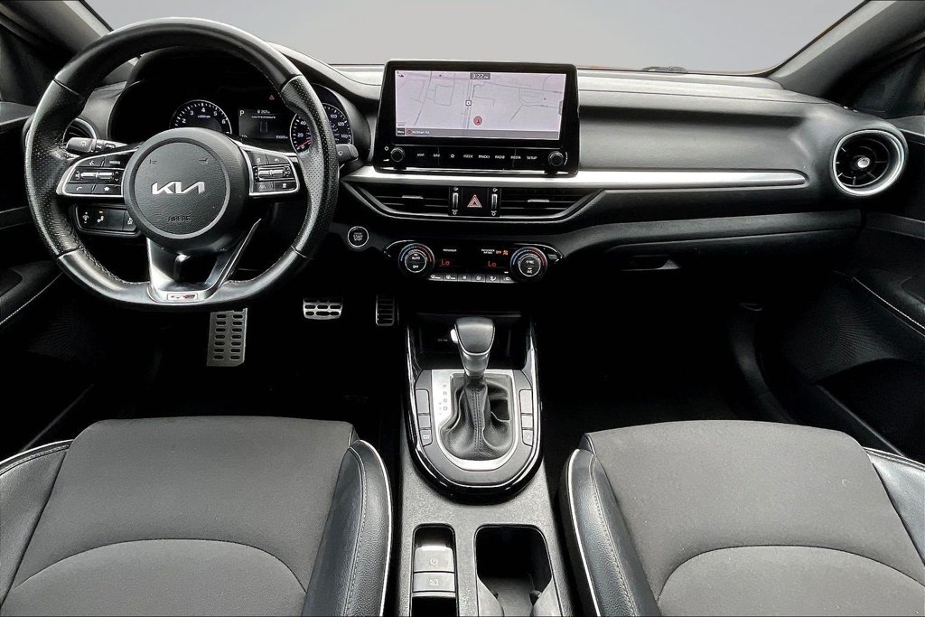 Thumbnail: 2022 Kia Forte - 12