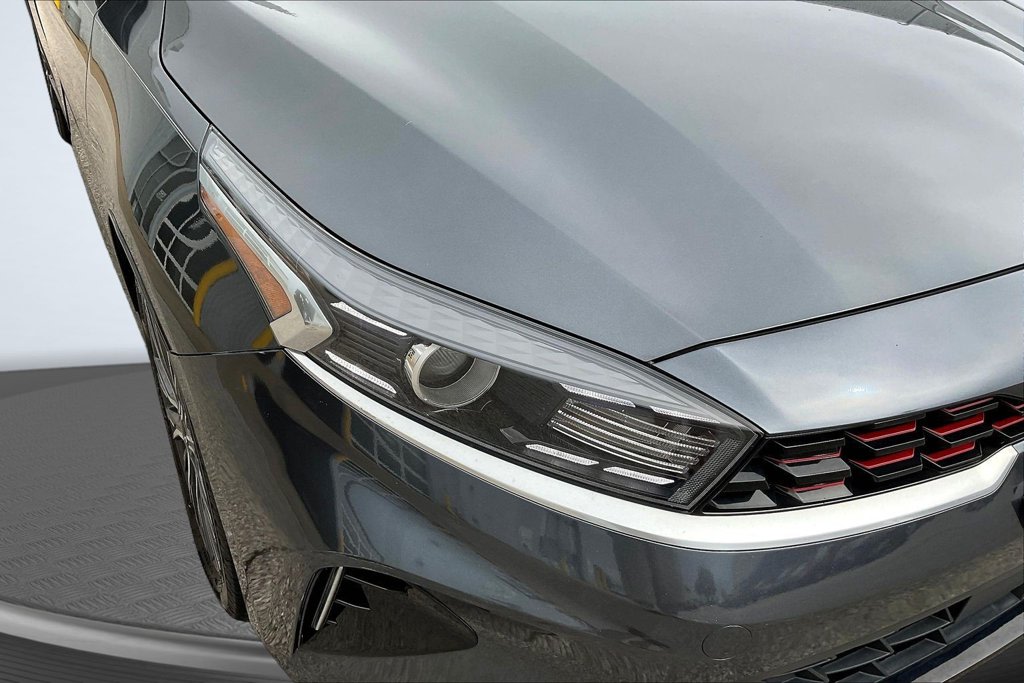Thumbnail: 2022 Kia Forte - 32